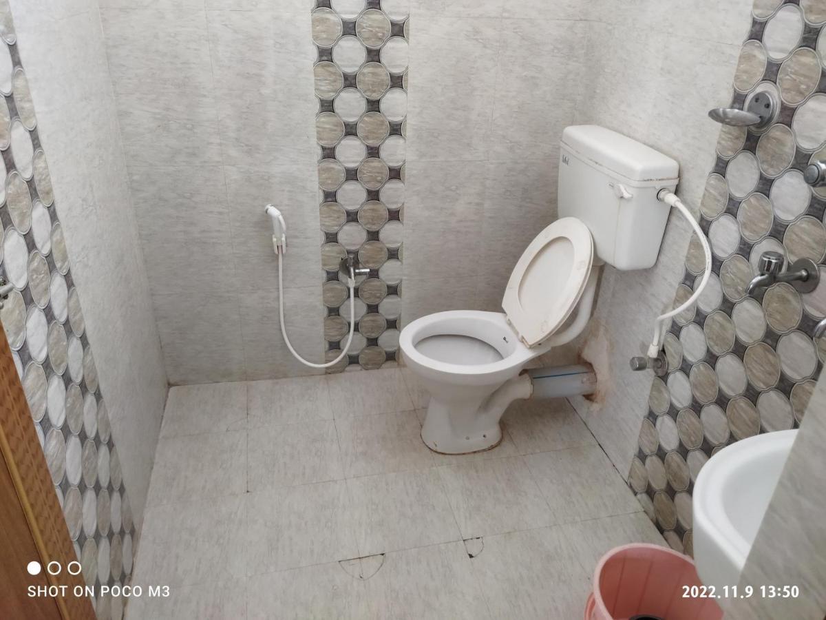 Hotel Well Inn Puri Zewnętrze zdjęcie